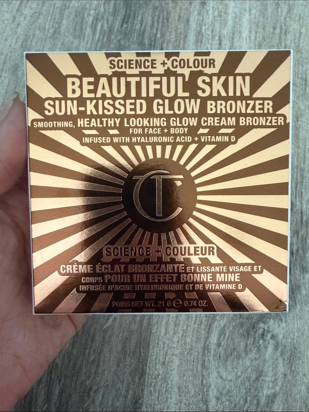 Charlotte Tilbury Sun-Kissed Glow Bronzer - 1 fair